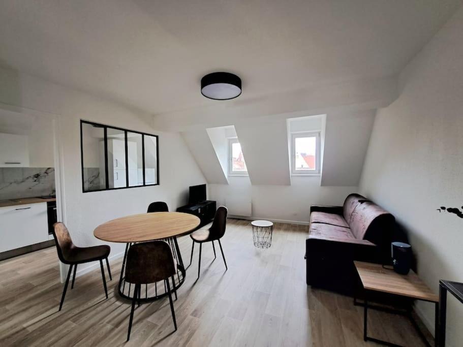 Appartement Centre Historique Avec Parking Inclus Colmar Luaran gambar